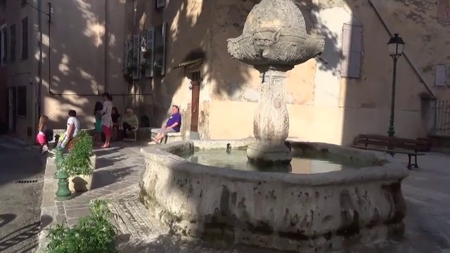 Spectacle par le réseau des médiathèques en dracénie Création danse contemporaine par Marco Becherini et Bruno Deleu Salernes le 7 juin 2014