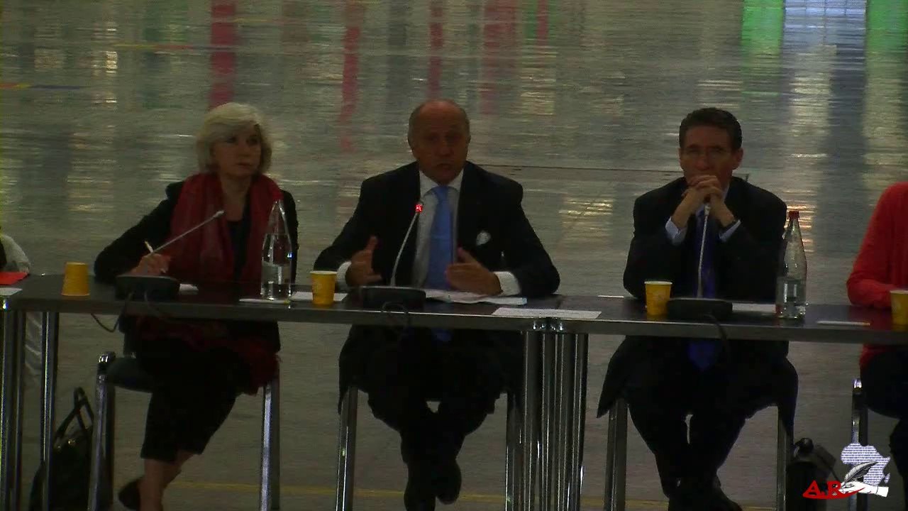 QUESTION AU MINISTRE LAURENT FABIUS DE ROGER BONGOS SUR LES POLLUEURS QUI POLLUENT L'AFRIQUE USA ET CHINE