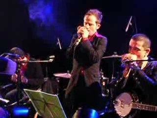 Dionysos - frog=electric torch - Live -