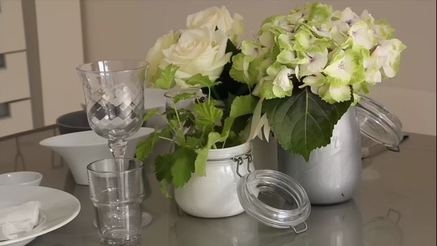 Détourner des pots en verre en vases chics