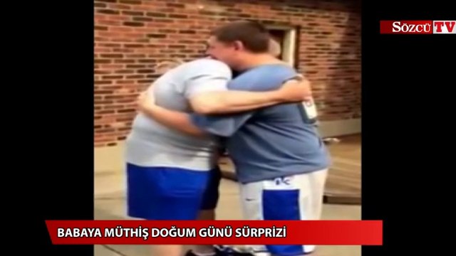Babasına yaptığı sürprizle izlenme rekorları kırdı