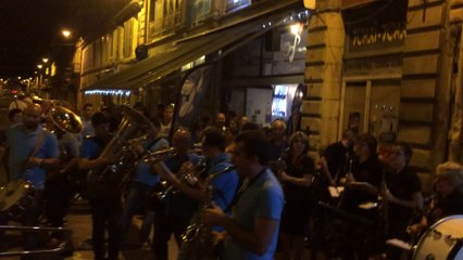 sinfonica delante del Thag bar Fontenay le Comte