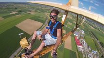 Voler avec un très vieil avion : Liberté totale!