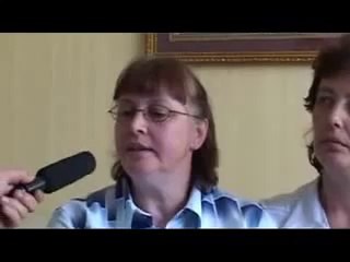 deux nouvelle femme catholique converti a lislam(Europe).flv