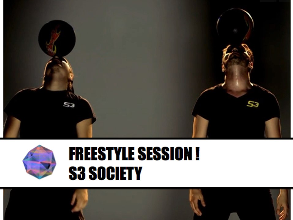 Football Freestyle Session spéciale Coupe du Monde ! Andreas & Chris'treet