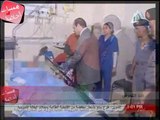 بالفيديو الرئيس السيسى يقدم باقة ورد ويعتذر للفتاه ضحية التحرش