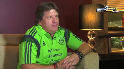 El 'Piojo' consultó hasta con defensas para elegir arquero