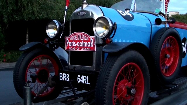 VOITURES DE LEGENDE Château-Thierry (Aisne)