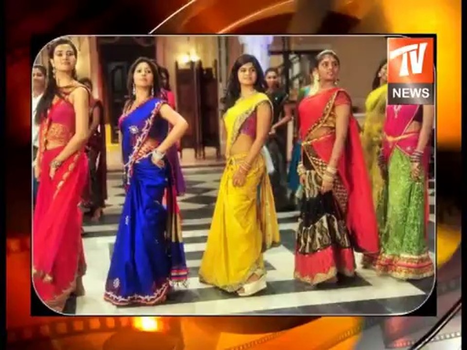Aa Aiduguru Movie Working stills