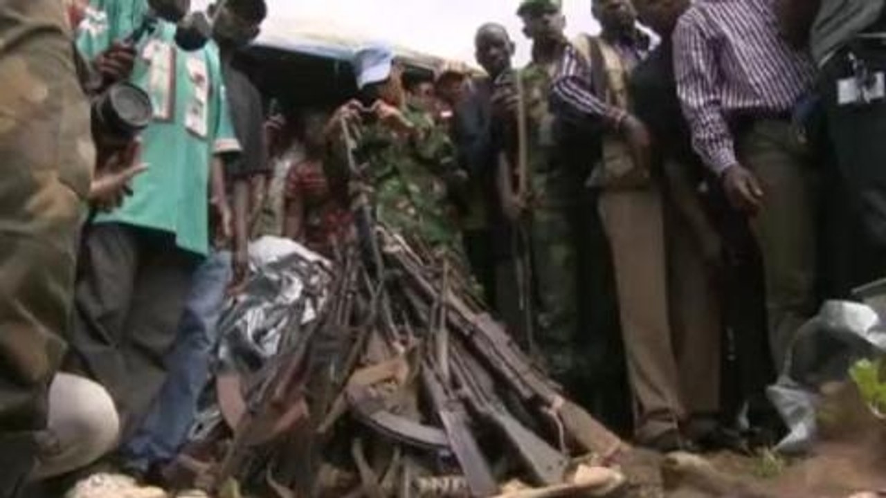 FDLR rebels lay down weapons in DR Congo