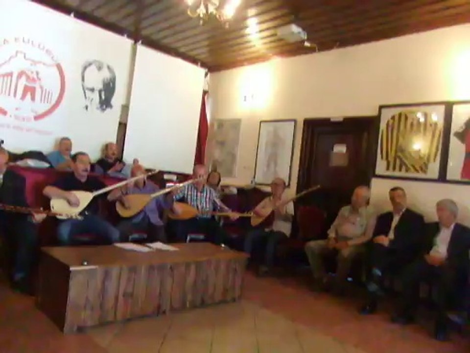 BİR TAŞ ATTIM PENCEREYE TIK DEDİ Ank Türküsü ( Haluk Balaban Arşiv )