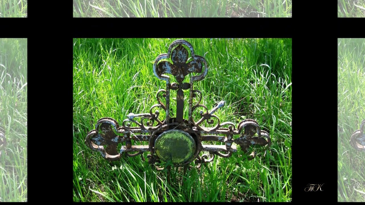 "Не твои ли это слезы" поет Олег Погудин