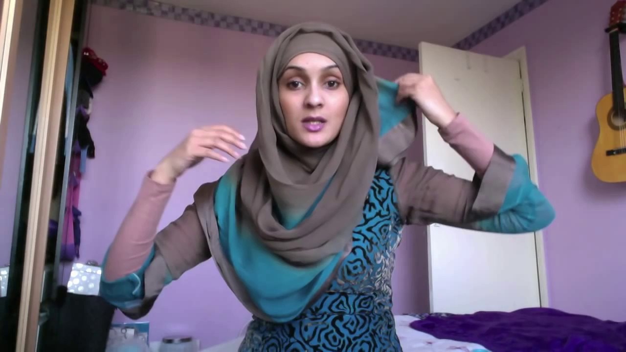 Stylish Hijab Style Using Duppata