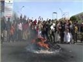 تعديل وزاري يتزامن مع احتجاجات في صنعاء