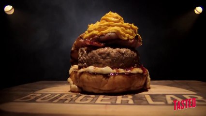 Super Bowl Pigskin Burger with Nerdist's Sklar Brothers - Burger Lab