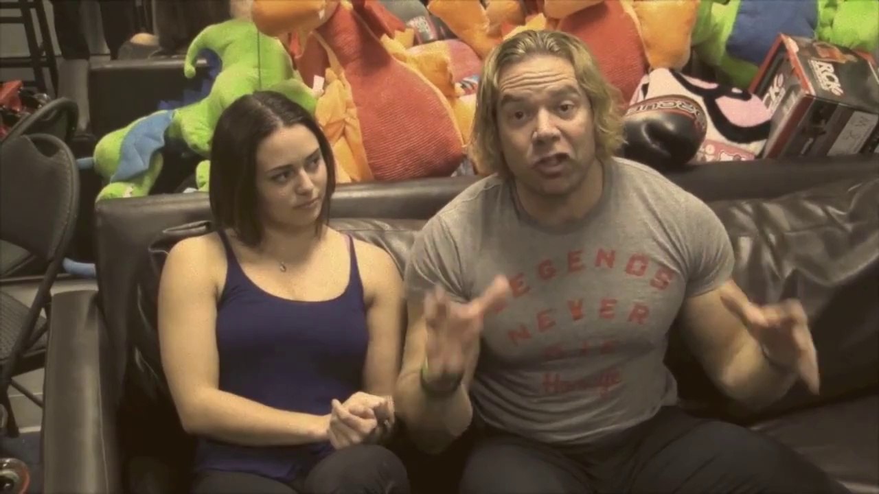 CSweat Weekly Challenge: Eric The Trainer and AJ do Stationary Lunges