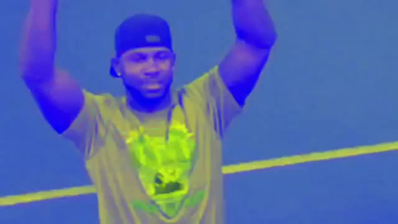 NFL Falcons Devin Hester  builds upper body strength