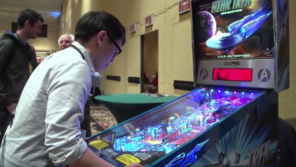 CES 2014: Modern Pinball Machines