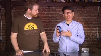 Tested.com's First Look at the Motorola Droid 2