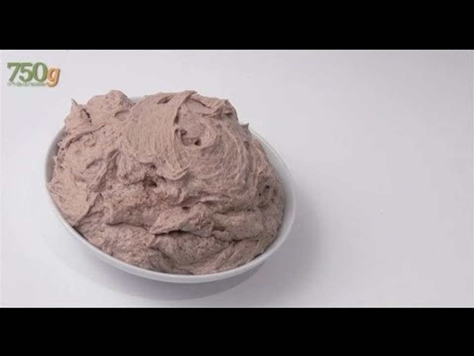 Recette de la Crème au beurre pralinée à la meringue Italienne - 750 Grammes