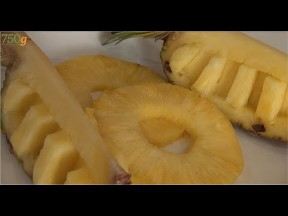 Comment découper un ananas en pirogue ? - 750 Grammes