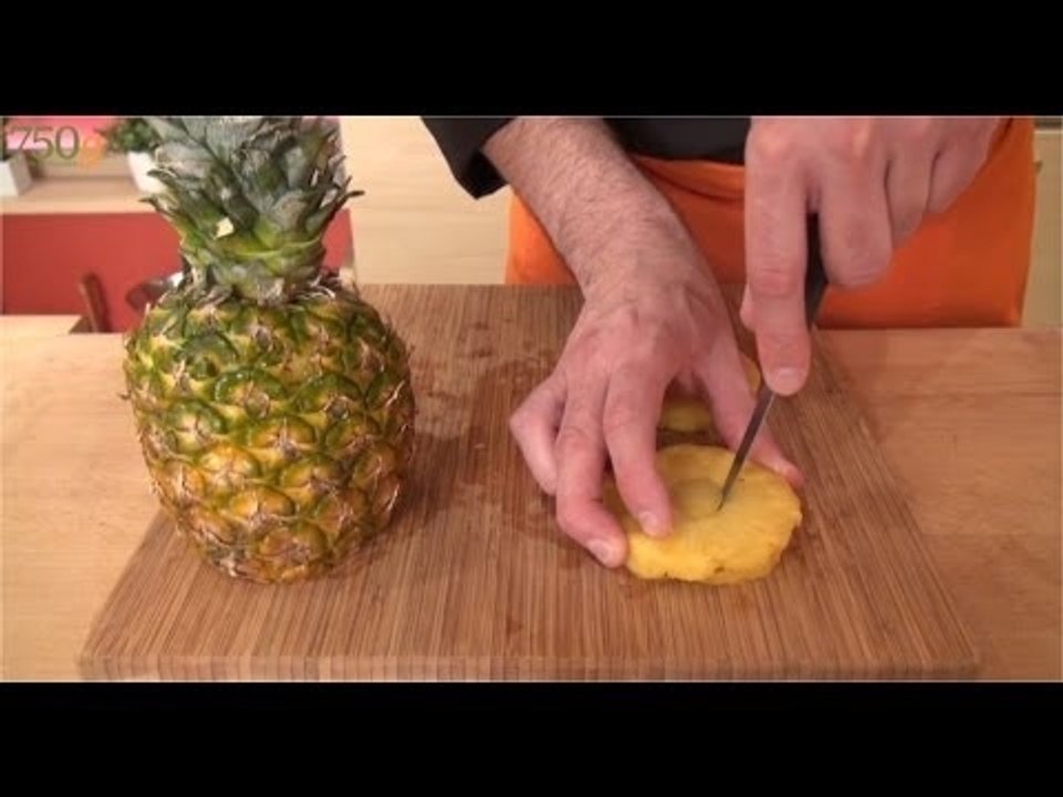Comment découper un ananas en piston ? - 750 Grammes