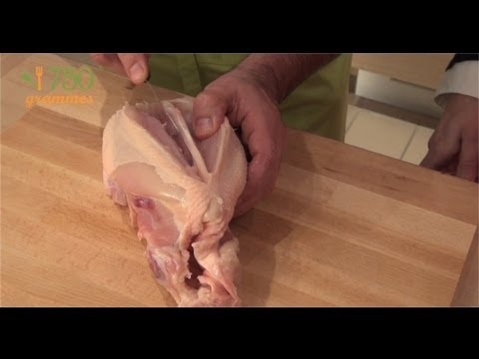 Comment découper une volaille crue ? - 750 Grammes