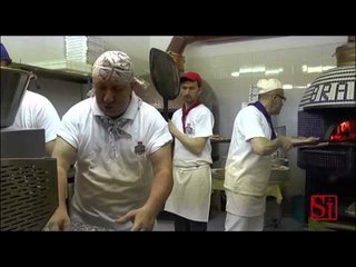 Napoli - La pizza margherita compie 125 anni -1- (11.06.14)