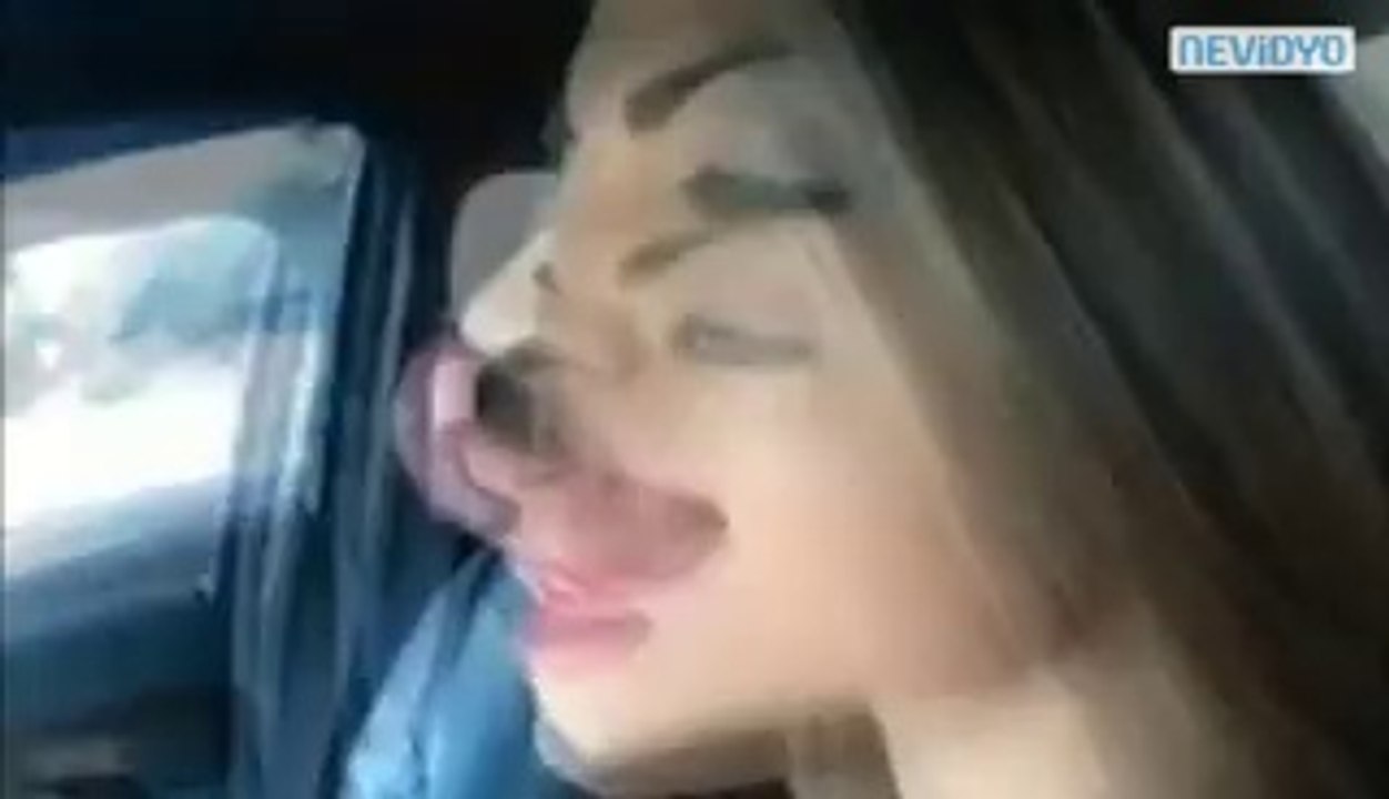 Yılan Dilli Kız - Böylesi Görülmedi