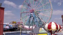 Coney Island : hot dog et train fantôme