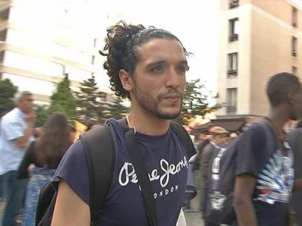 Un sans-papier tunisien sacré "héros d'Aubervilliers" - 12/06