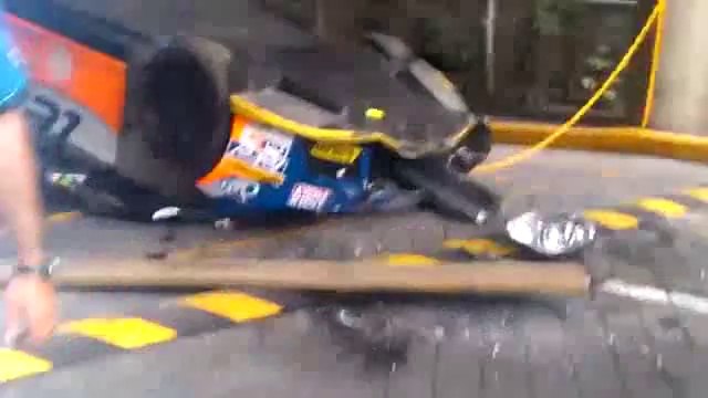 Caída Seat Leon Super Copa Telcel plataforma!!