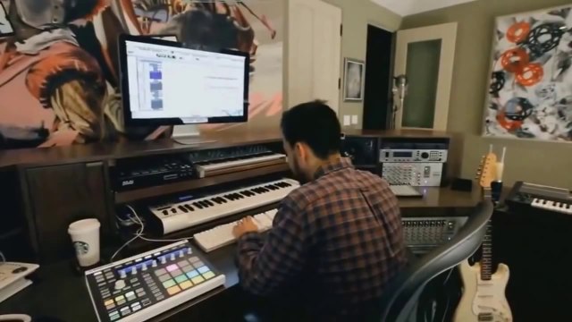 Linkin Park - A Light That Never Comes Chester Bennington