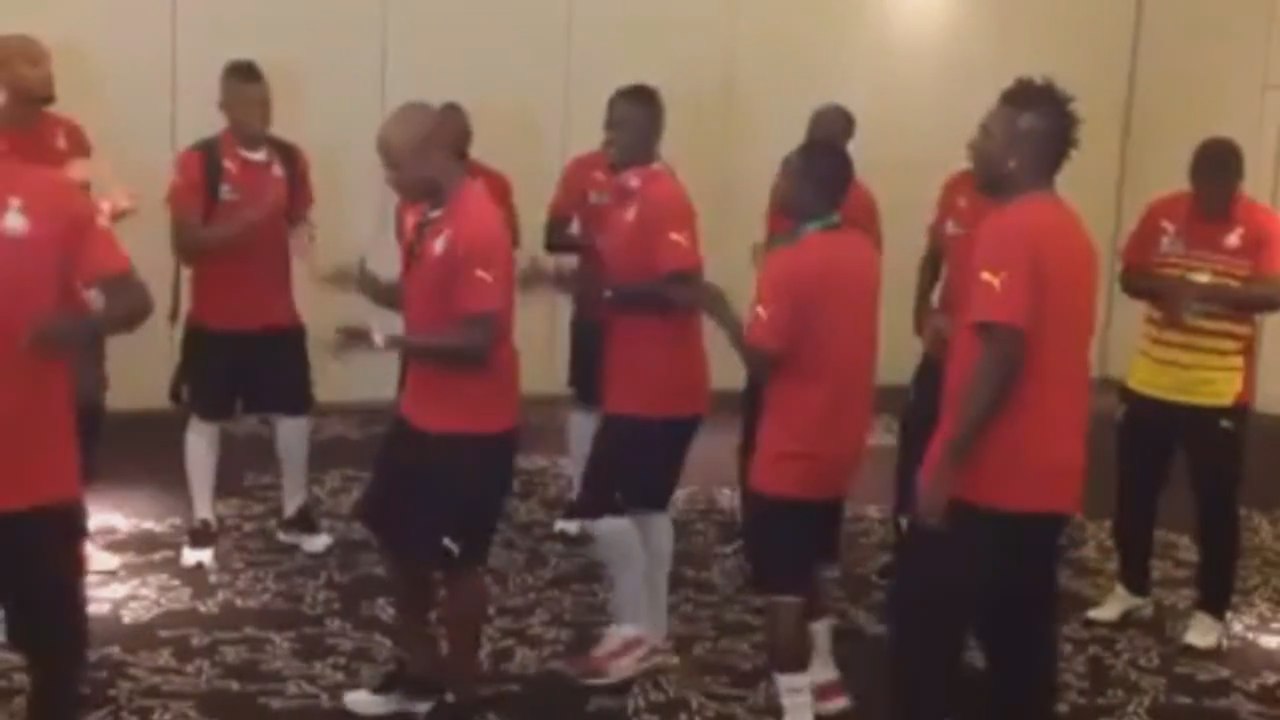 Les frères Ayew chantent avec les Black Stars !