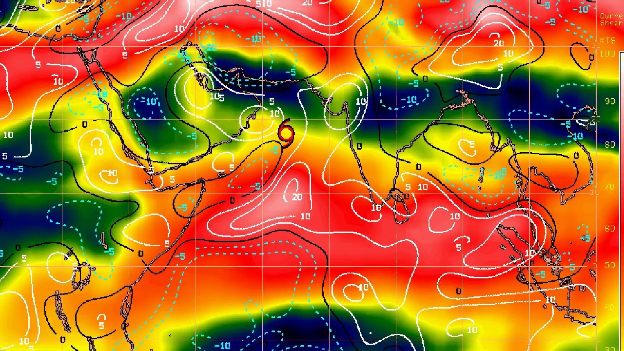 Cyclone Nanauk approaches Oman - June 13, 2014