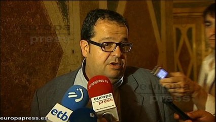 Elena cree que la dimisión de Navarro será "útil"