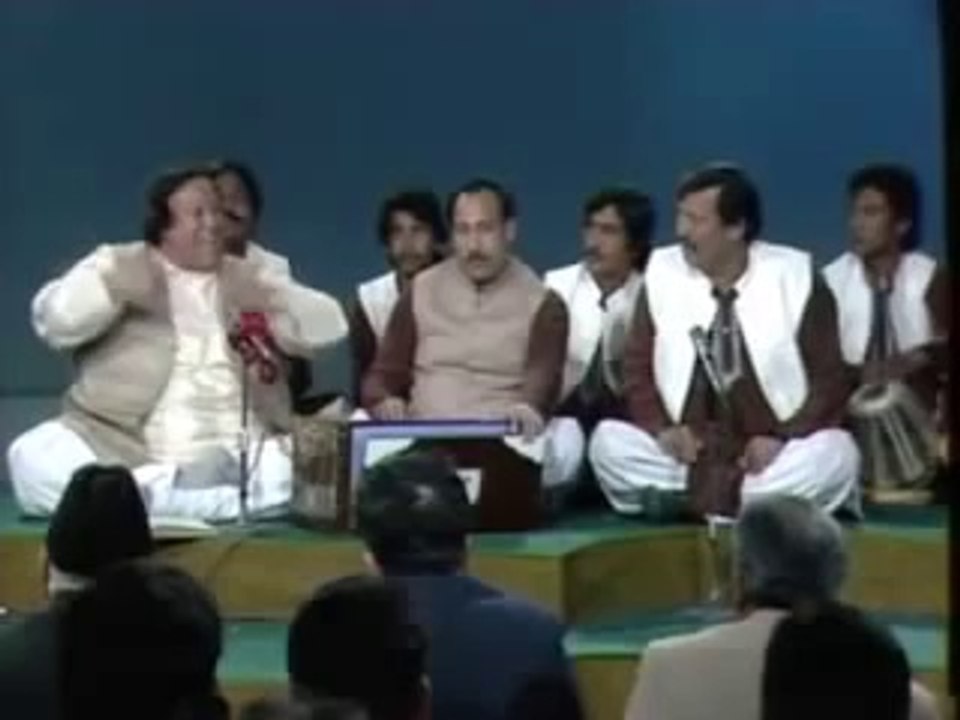 Nusrat Fateh Ali Khan - Allah Hoo Allah Hoo Full Qawwali By A.Raziq Piracha