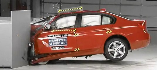 BMW 3 Serisi çarpışma testi