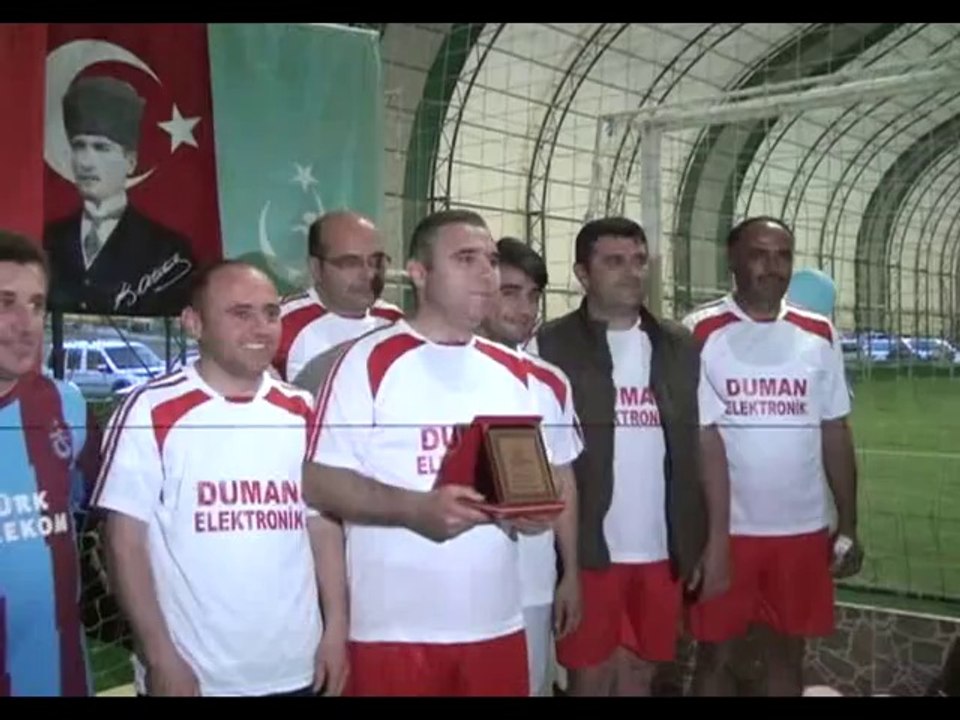 SAĞLIKTA BİRLİKTELİK HALI SAHA TURNUVASI SONA ERDİ