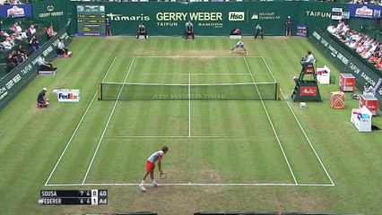 Halle, Federer in rimonta sul coraggioso Souza