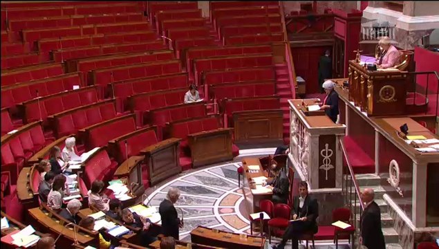 Gisèle Biémouret : intervention sur la prop. de loi sur le versement des allocations familiales au service de d'aide à l'enfance.