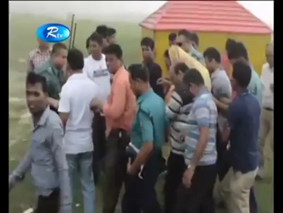 হাসিনার মন্ত্রীদের উপর গজব শুরু......