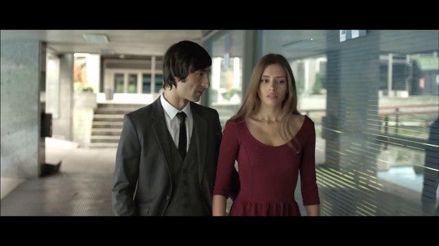 Tráiler de la película Sapos y culebras , de Francisco Avizanda.