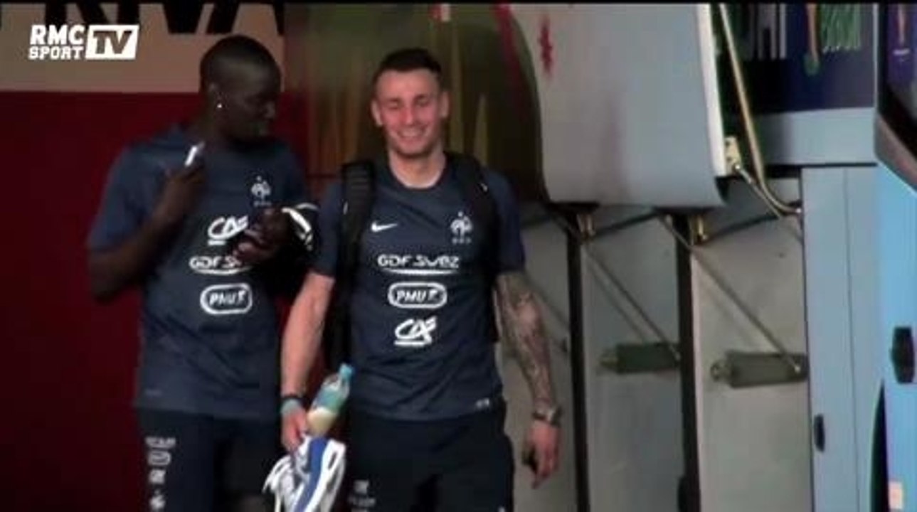 Football / Les Bleus quittent l'entraînement - 12/06