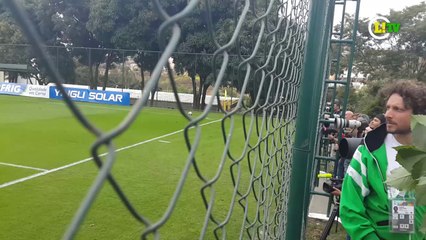 Jornalistas tentam burlar treino secreto da Argentina