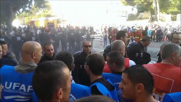 Notre évacuation par les CRS devant les portes des Baumettes