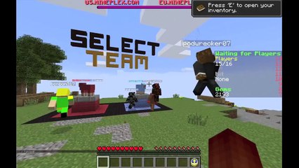 Minecraft - Squirrrel and Squirrrelette Play Paintball Mini Game!