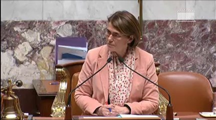 RETENUE POUR VÉRIFICATION DU DROIT AU SÉJOURET MODIFICATION DU DÉLIT D'AIDE AU SÉJOUR IRRÉGULIER - Mardi 11 Décembre 2012