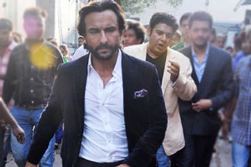 After Bips, Saif gives cold shoulder to Sajid