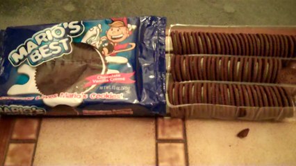 Mario's Best Biscuits (Oreos Knock Off) Review